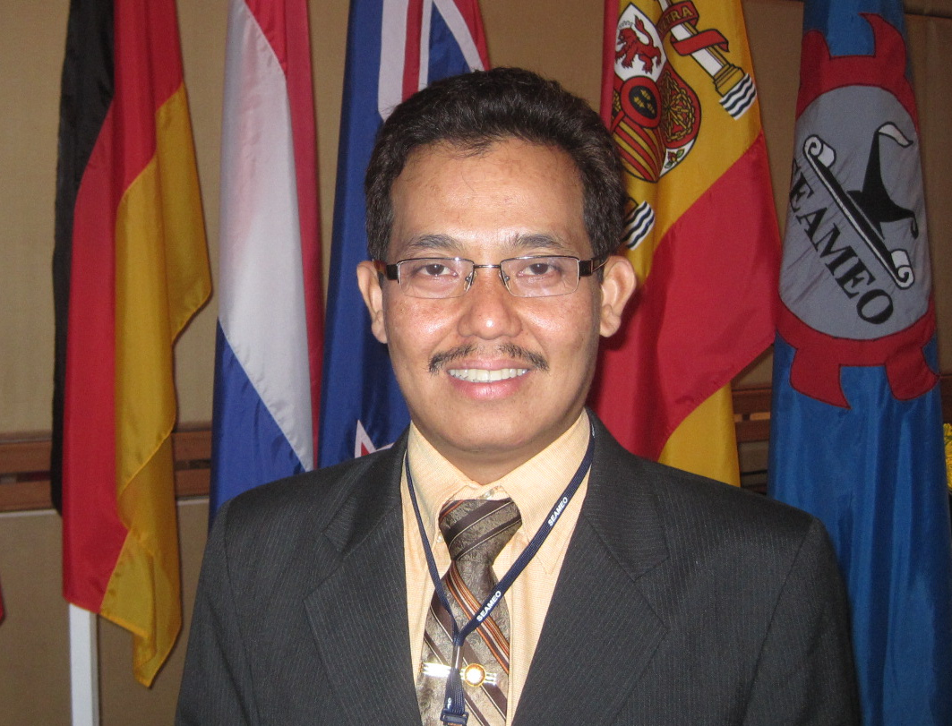 Dr. Jaslin Ikhsan